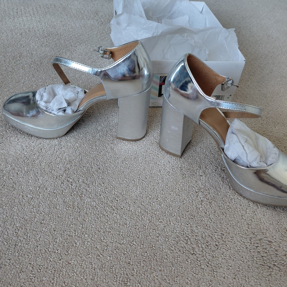 DV by Dolce Vita Shiny Silver Block Heels